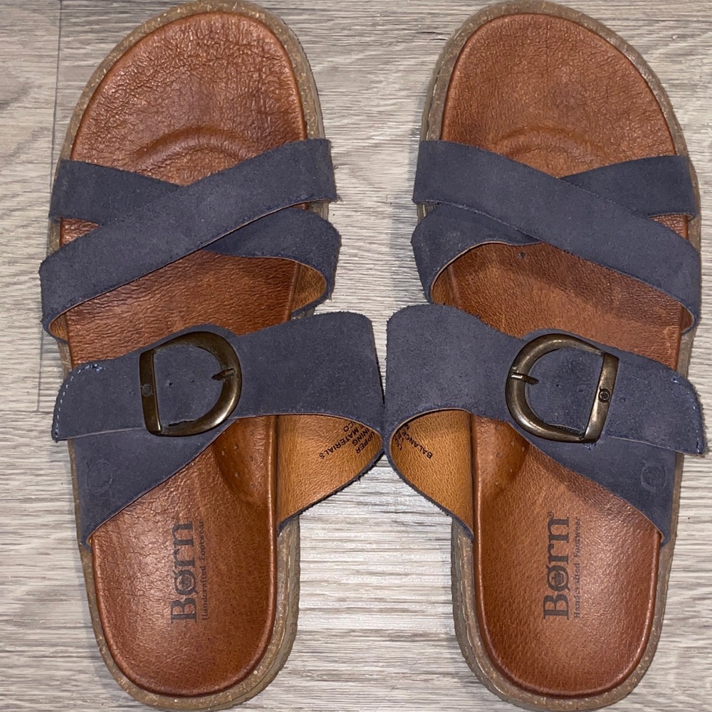 Born women’s Blue Caite Slip On Leather Sandals, Size 8 Or 39. Leather Uppers🏬